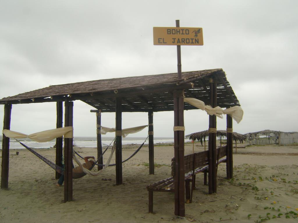 El Jardin De Playas Hotel Exterior photo