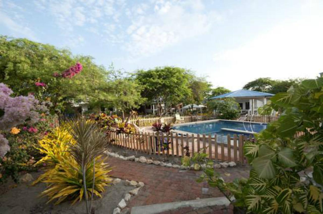 El Jardin De Playas Hotel Exterior photo