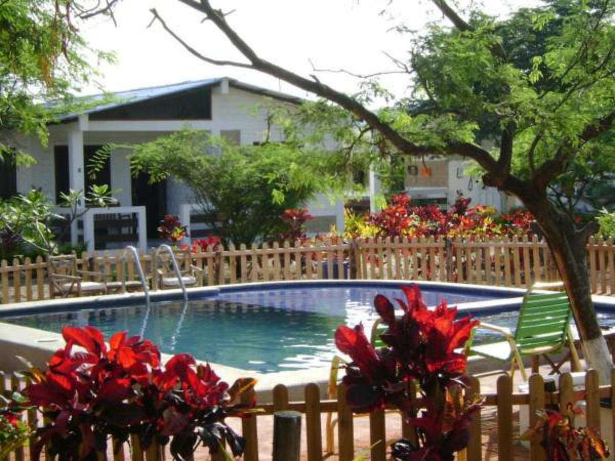 El Jardin De Playas Hotel Exterior photo